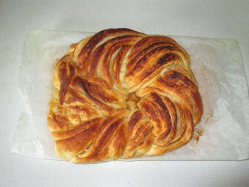Skořicový kringel.jpg